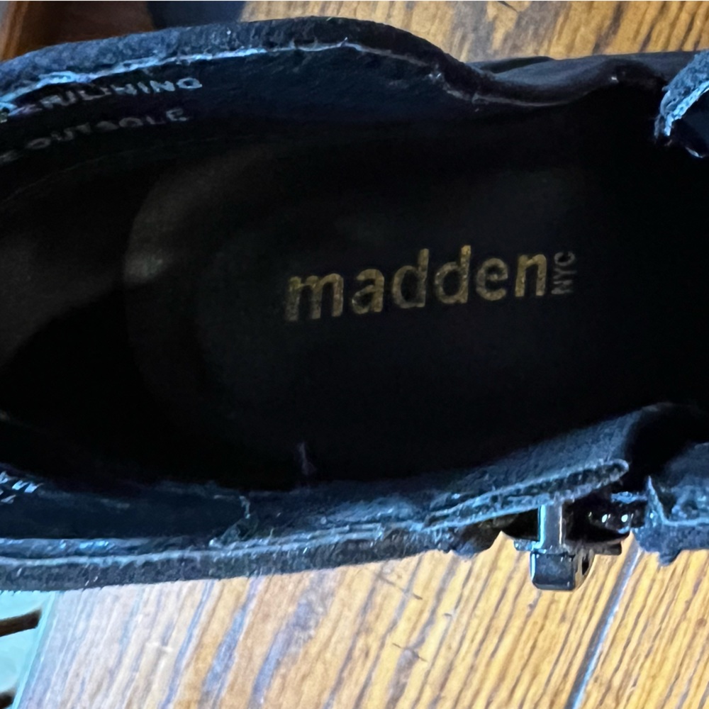 Madden NYC Womens Wedge Ankle Booties Black Size 10 - Picture 4 of 9